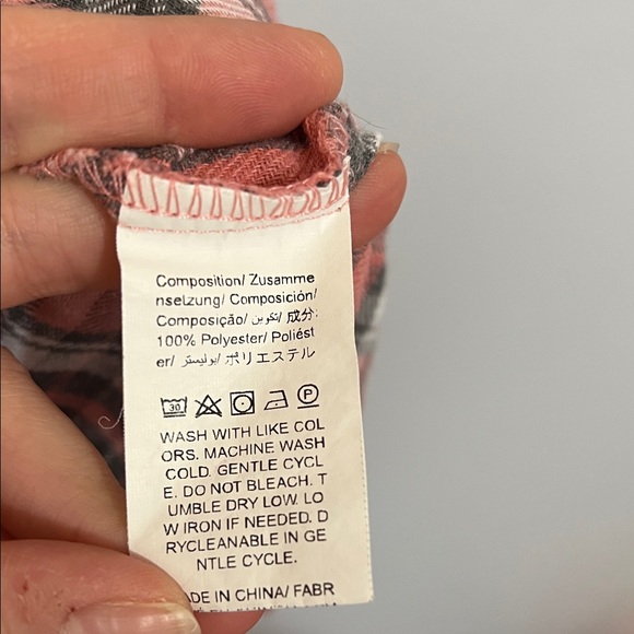 Shein Women's 2X Oversized Pink Flannel - Picture 4 of 6